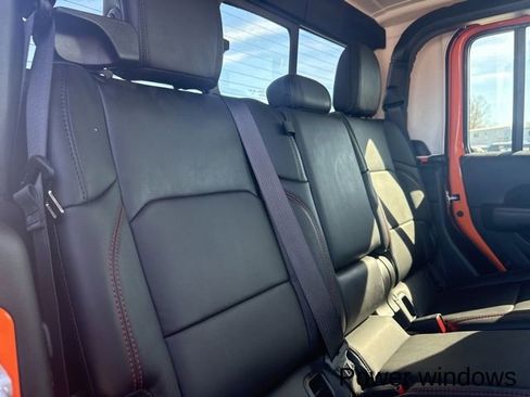 Used 2025 Jeep Gladiator Rubicon w/ Safety Group image 36