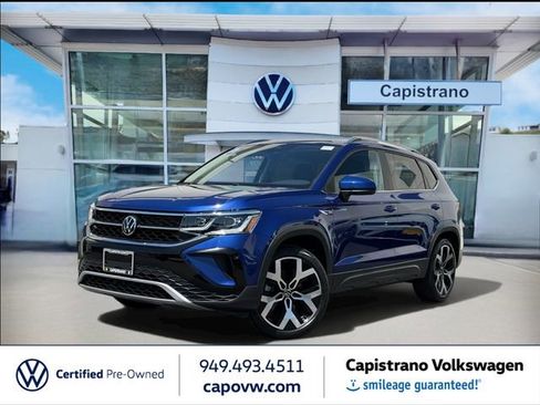 Certified 2022 Volkswagen Taos SEL w/ Panoramic Sunroof Package AWD/4WD image 1