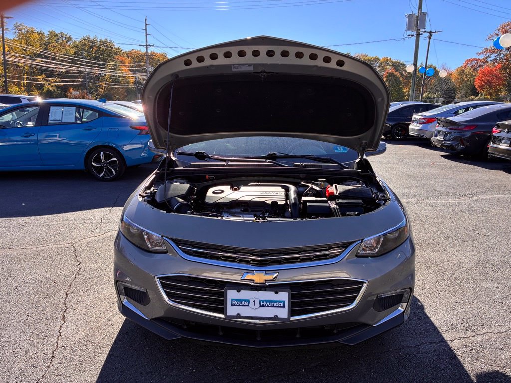 Used 2018 Chevrolet Malibu LT FWD image 10