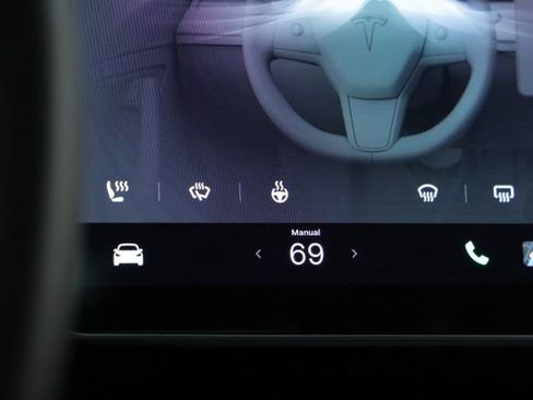 Used 2024 Tesla Model Y Long Range image 20