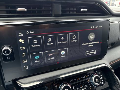 Used 2024 GMC Sierra 2500 AT4 w/ AT4 Premium Plus Package image 24