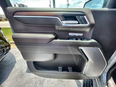 Used 2024 GMC Sierra 1500 Denali w/ Denali Reserve Package AWD/4WD image 23