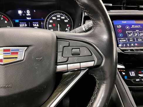 Used 2023 Cadillac XT6 Premium Luxury w/ Technology Package FWD image 26