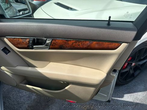 Used 2011 Mercedes-Benz C 300 Sedan image 5