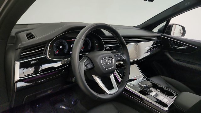 Used 2025 Audi Q7 3.0T Premium Plus w/ Premium Plus Package AWD/4WD image 50