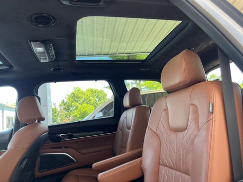 Used 2024 Kia Telluride SX Prestige X-Pro AWD/4WD image 37