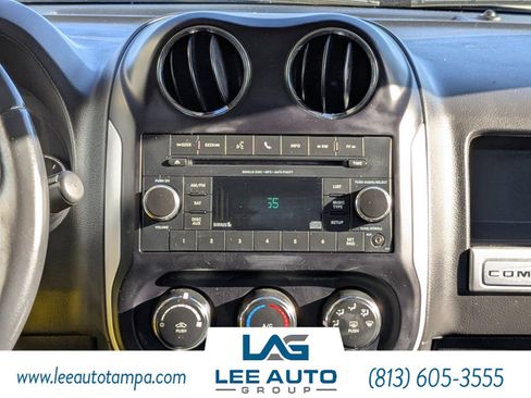 Used 2016 Jeep Compass Latitude image 17