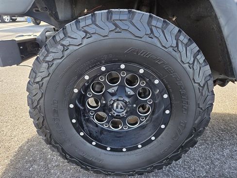 Used 2006 Jeep Wrangler SE image 9