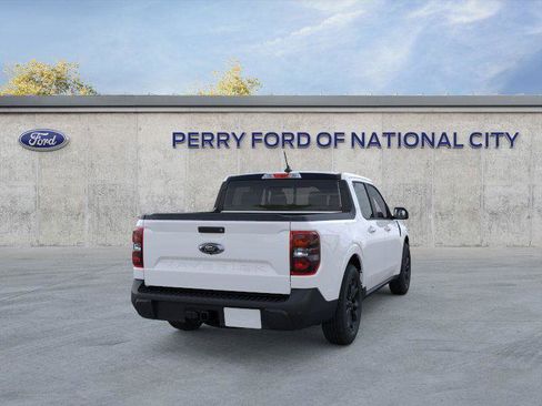 New 2024 Ford Maverick Lariat w/ Black Appearance Package image 8