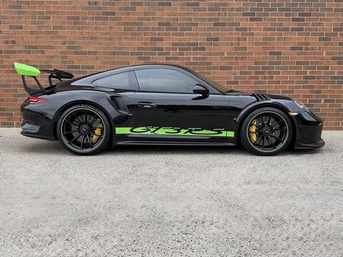 Used 2019 Porsche 911 GT3 RS image 8