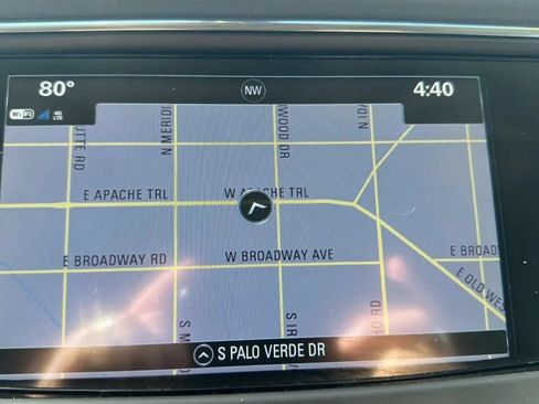 Used 2018 Buick Enclave Essence FWD image 16