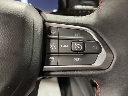 Used 2024 Jeep Compass Trailhawk w/ Trailhawk Elite Group image 20