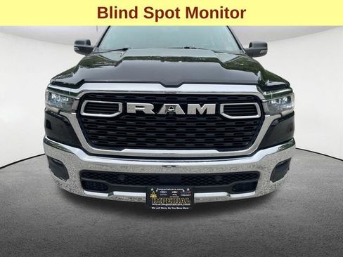 Used 2025 RAM 1500 Big Horn AWD/4WD image 4