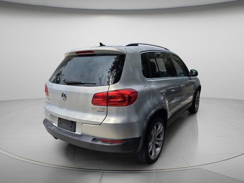 Used 2012 Volkswagen Tiguan SEL AWD/4WD image 6