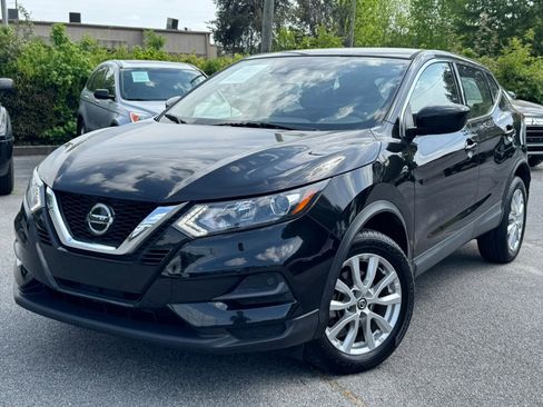 Used 2021 Nissan Rogue Sport S FWD image 3