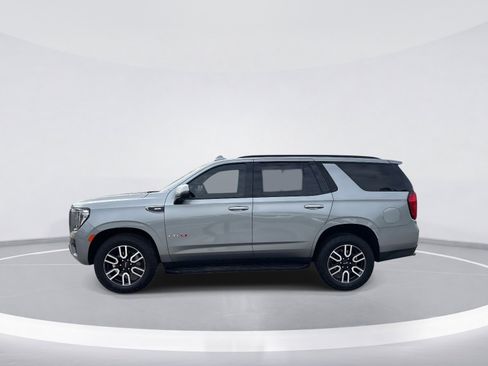 Used 2023 GMC Yukon AT4 AWD/4WD image 5