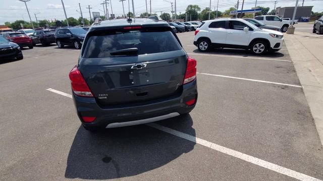 Certified 2018 Chevrolet Trax LT w/ LT Convenience Package FWD image 7