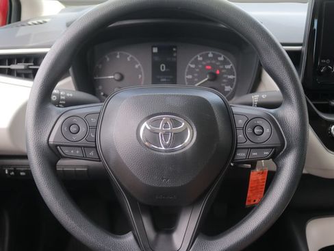 Certified 2025 Toyota Corolla LE FWD image 18