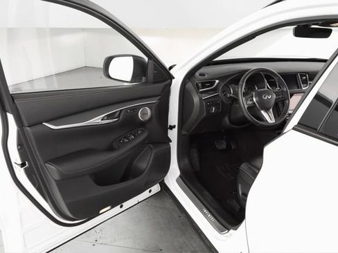 Used 2023 INFINITI QX50 Sport AWD/4WD image 10