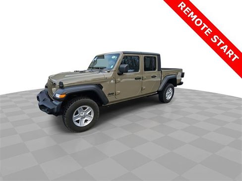 Used 2020 Jeep Gladiator Sport w/ Quick Order Package 24S image 4