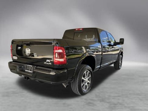 Used 2024 RAM 2500 Limited AWD/4WD image 3