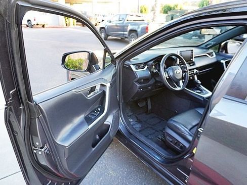 Used 2020 Toyota RAV4 XSE image 35