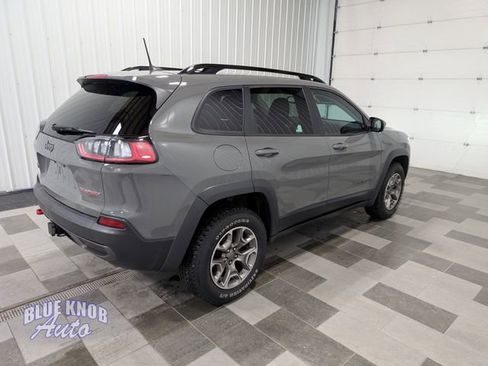 Used 2022 Jeep Cherokee Trailhawk w/ Sound & Nav Group AWD/4WD image 4