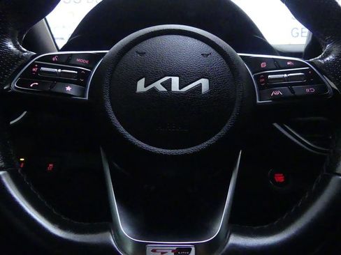 Used 2022 Kia Forte GT-Line image 16