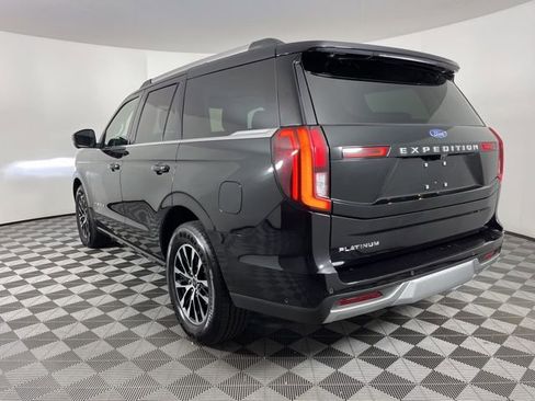 Used 2025 Ford Expedition Platinum AWD/4WD image 8