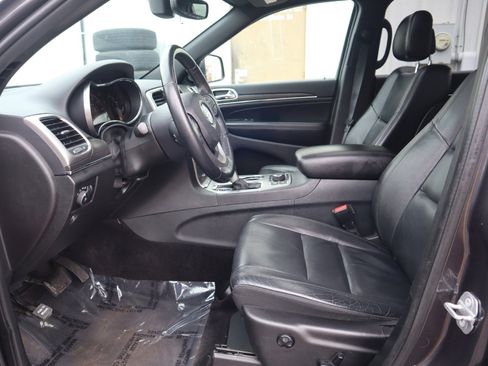 Used 2018 Jeep Grand Cherokee Limited image 54