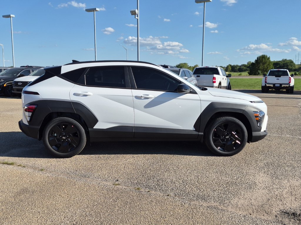 New 2027 Hyundai Kona SEL Sport FWD image 2