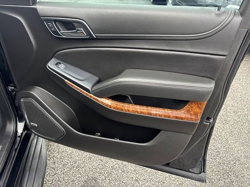 Used 2020 Chevrolet Tahoe Premier image 14