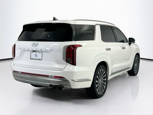 Used 2024 Hyundai Palisade Calligraphy FWD image 5
