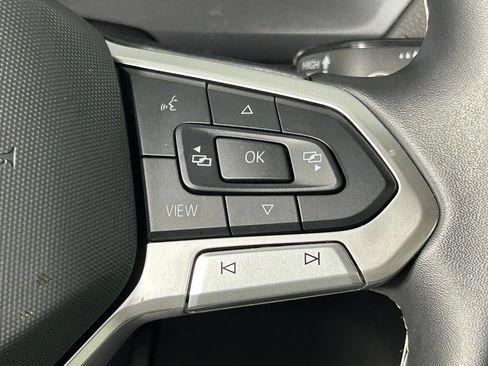 Used 2024 Volkswagen Tiguan SE AWD/4WD image 27