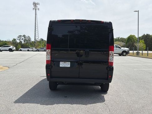 Used 2023 RAM ProMaster 1500 w/ Premium Appearance Group FWD image 6