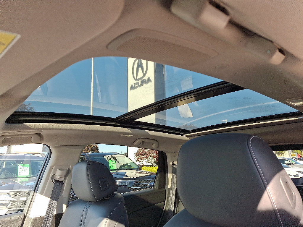 Certified 2025 Acura RDX w/ Technology Package AWD/4WD image 15