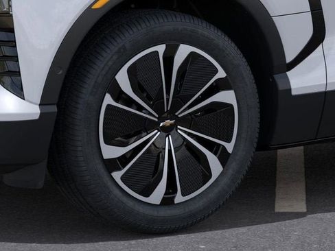 New 2026 Chevrolet Blazer EV LT image 9
