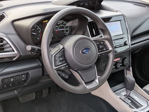 Used 2022 Subaru Forester Base image 14