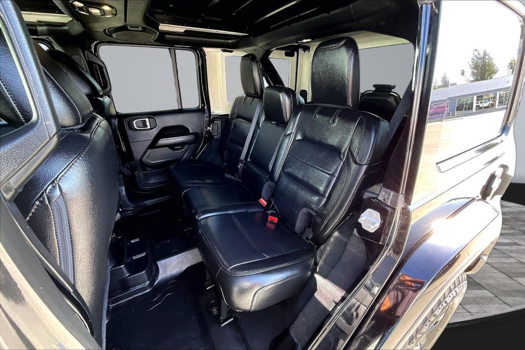 Certified 2021 Jeep Wrangler Unlimited Sahara AWD/4WD image 19