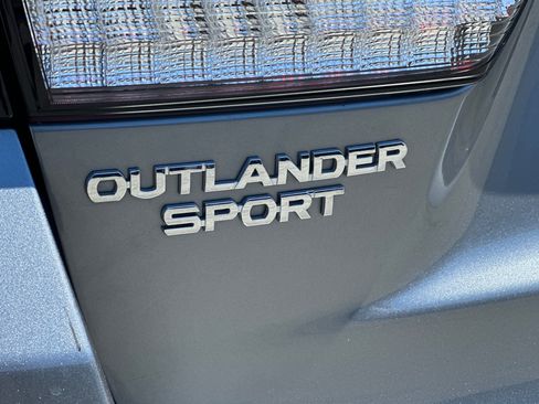 Used 2025 Mitsubishi Outlander Sport SE AWD/4WD image 26