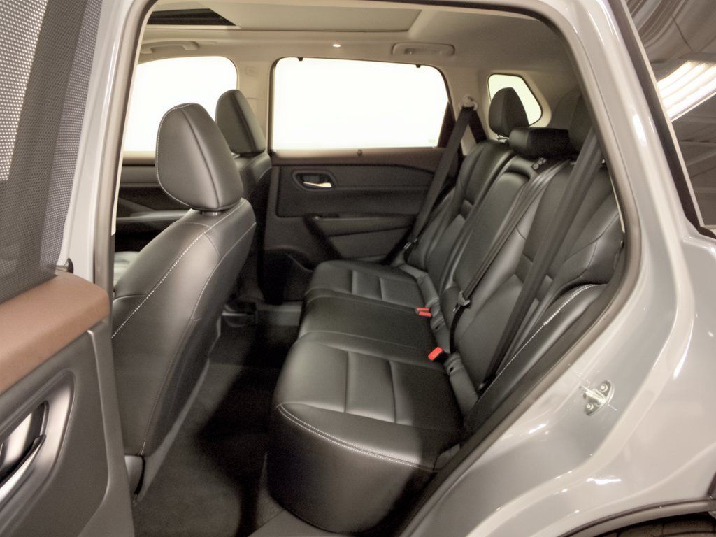 Used 2023 Nissan Rogue SL w/ SL Premium Package FWD image 25