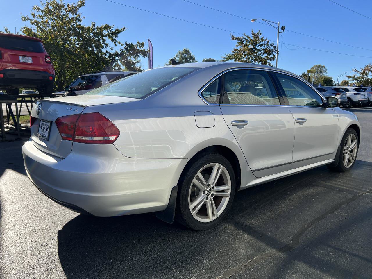 Used 2014 Volkswagen Passat 1.8T SE FWD image 6