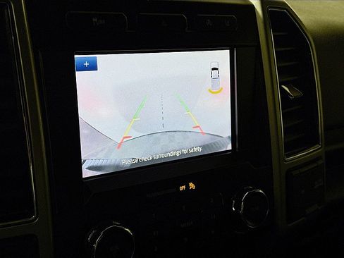 Used 2020 Ford F150 Lariat image 16