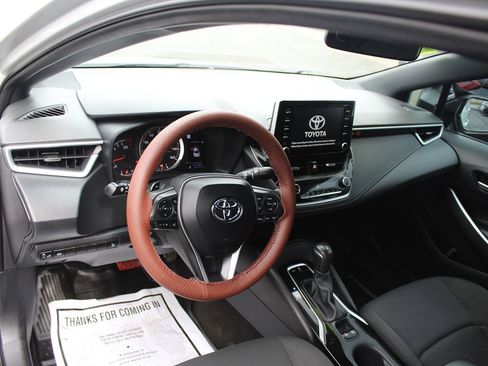 Used 2020 Toyota Corolla SE image 18