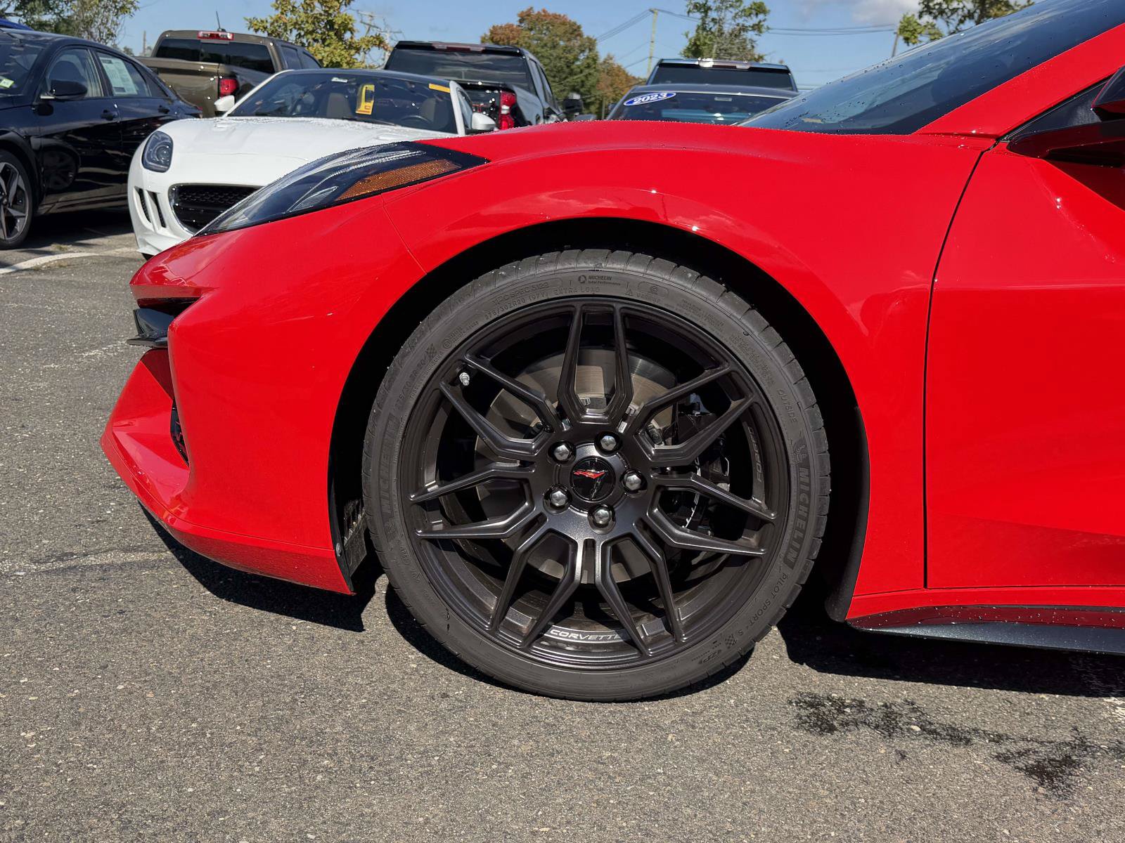 Used 2023 Chevrolet Corvette Z06 RWD image 7