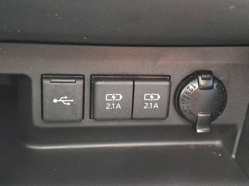 Used 2021 Toyota Highlander XSE image 23