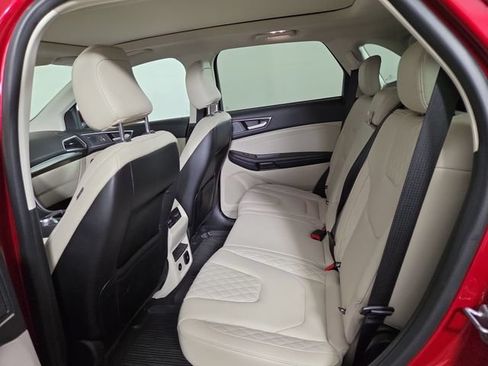 Used 2023 Ford Edge Titanium AWD/4WD image 15