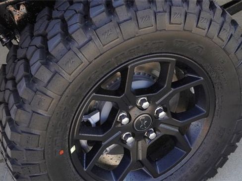 New 2026 Jeep Gladiator Sport image 10