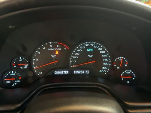 Used 1998 Chevrolet Corvette Convertible w/ Memory Pkg RWD image 14