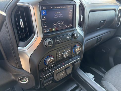 Certified 2019 Chevrolet Silverado 1500 RST w/ All-Star Edition AWD/4WD image 7